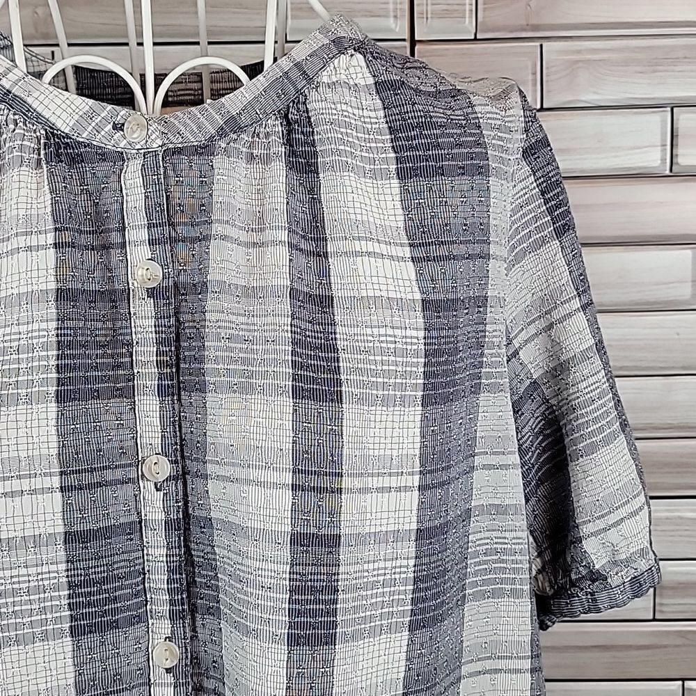 Universal Thread blouse Size M - Picture 4 of 12